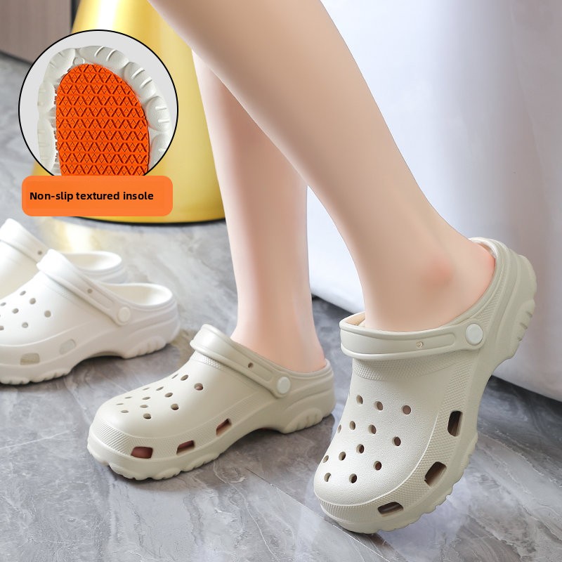 Water-resistant non-slip slippers to keep feet dry in shower 